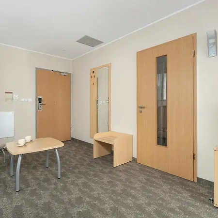 Functional With Ac Lechicka Very Berry By Renters بوزنان