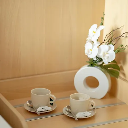 Daire Functional With Ac Lechicka Very Berry By Renters Poznan