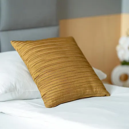 شقة Functional With Ac Lechicka Very Berry By Renters بوزنان