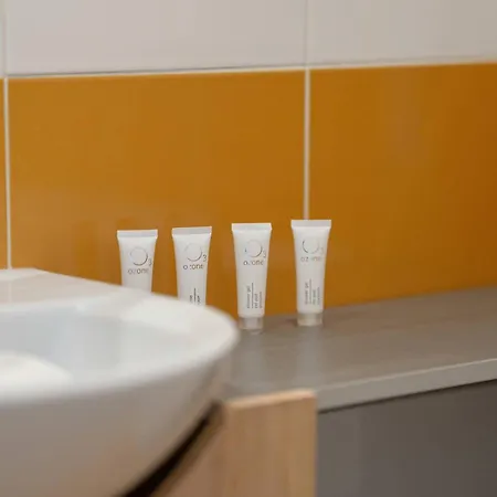 Daire Functional With Ac Lechicka Very Berry By Renters