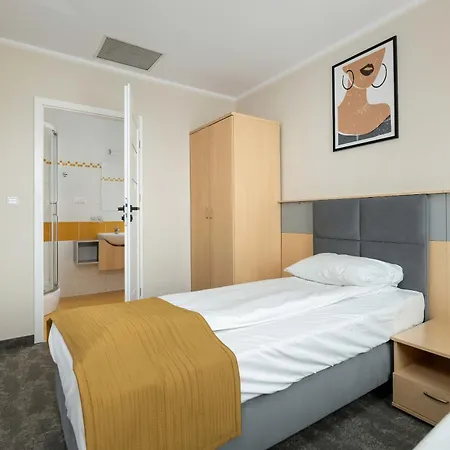 Functional With Ac Lechicka Very Berry By Renters Poznan