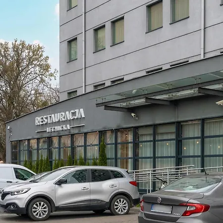 Functional With Ac Lechicka Very Berry By Renters Apartament
